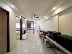 Blk 211 Jurong East Street 21 (Jurong East), HDB 3 Rooms #563616191